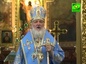 Святейший Патриарх Кирилл совершил Божественную Литургию в Подольском Троицком соборе и возложил венок к памятнику героям ВОВ