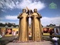 В праздник Святой Троицы в Сыктывкаре состоялось открытие и освящение памятника святым Петру и Февронии Муромским