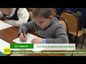 В Арсеньевской епархии проводят уроки письма пером для детей